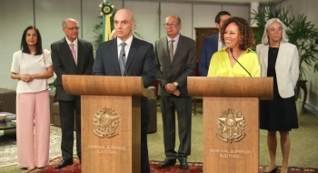 Edilene Lobo, primeira mulher negra no TSE, toma posse na Corte